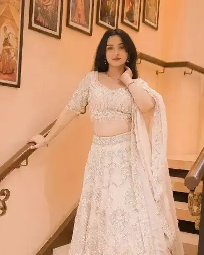 Escort Dera Gopipur
